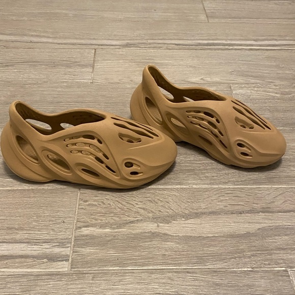 Yeezy Shoes Adidas Yeezy Foam Rnnr Clay Taupe Poshmark